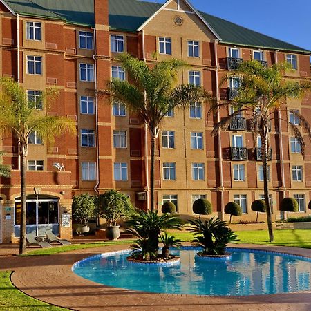 Anew Hotel Centurion Pretoria Exterior photo